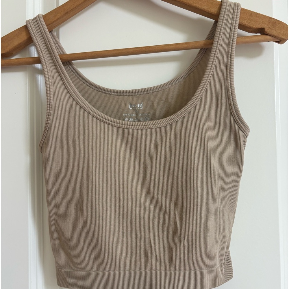 pro fit cropped ribbed fitted tee